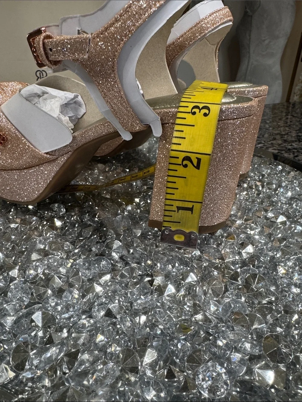 Bandolino Rose Gold Glitter Knotted Platform heels NEW 7